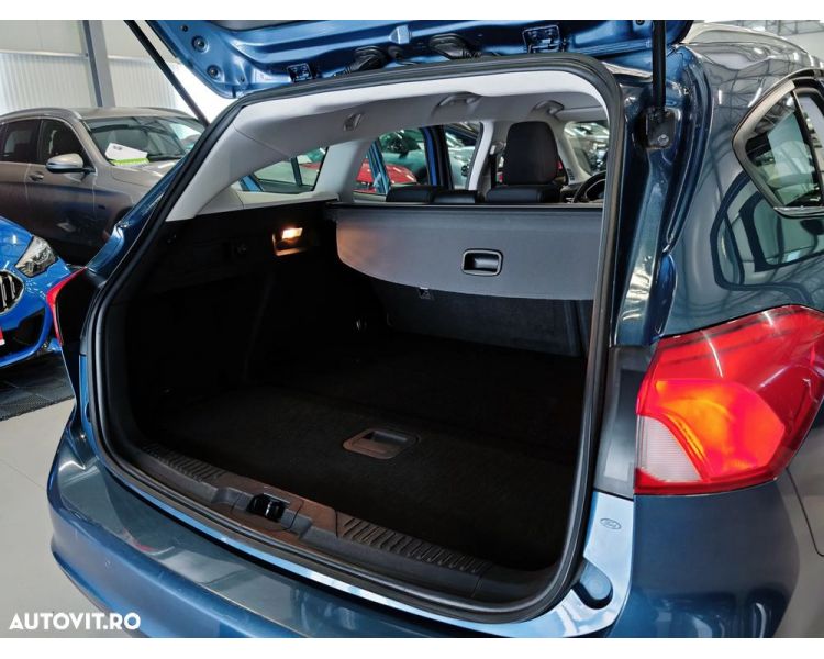 Ford Focus Turnier 1.5 EcoBlue Start-Stopp-System COOL&CONNECT