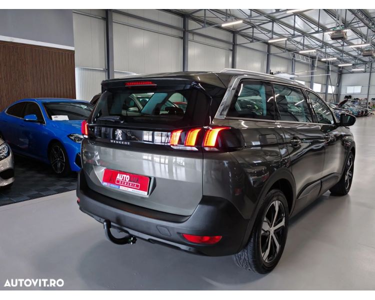Peugeot 5008 1.5 BlueHDI s&s EAT8 Active 7 Locuri Aut
