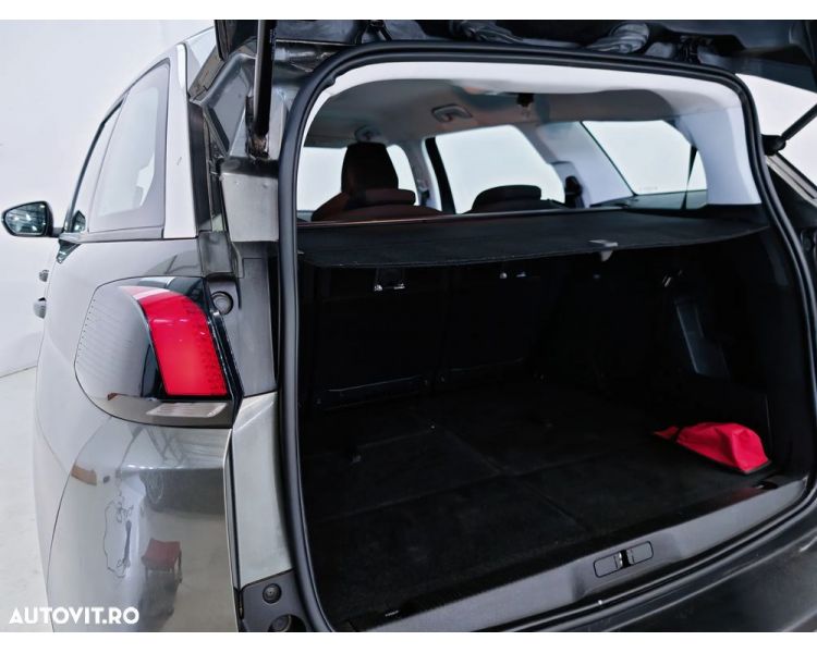 Peugeot 5008 1.5 BlueHDI s&s EAT8 Active 7 Locuri Aut