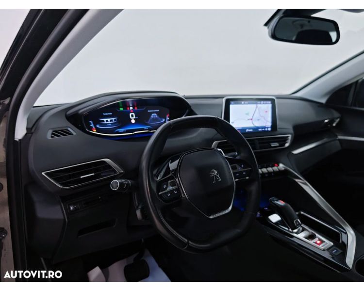 Peugeot 5008 1.5 BlueHDI s&s EAT8 Active 7 Locuri Aut