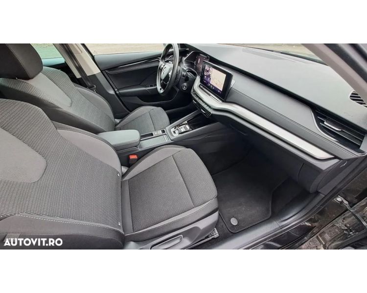 Skoda Octavia Combi 2.0 TDI Executive - Diesel - Automatic