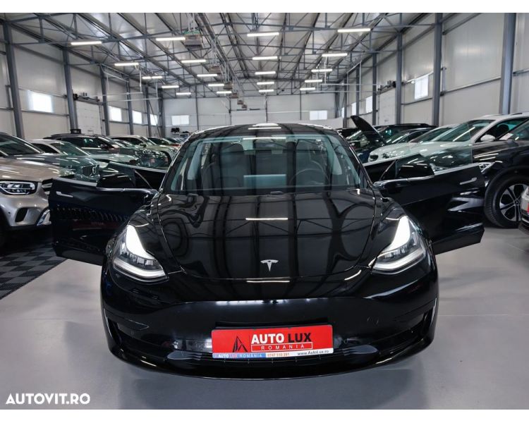 Tesla Model 3 Standard Range Plus 60 kWh 175 kW, 238 CP