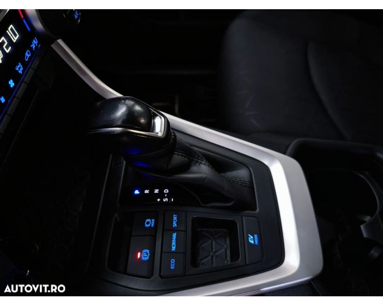 Toyota RAV4 2.5 4x2 Hybrid Business Edition