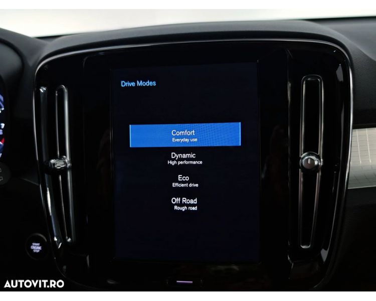 Volvo XC 40 T2 Momentum