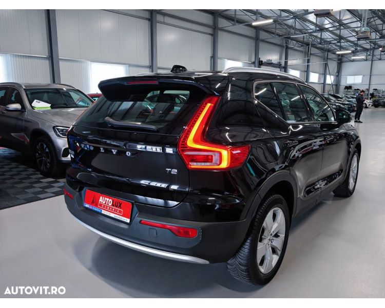 Volvo XC 40 T2 Momentum