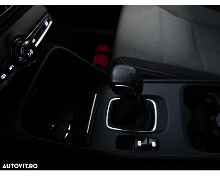 Volvo XC 40 T2 Momentum