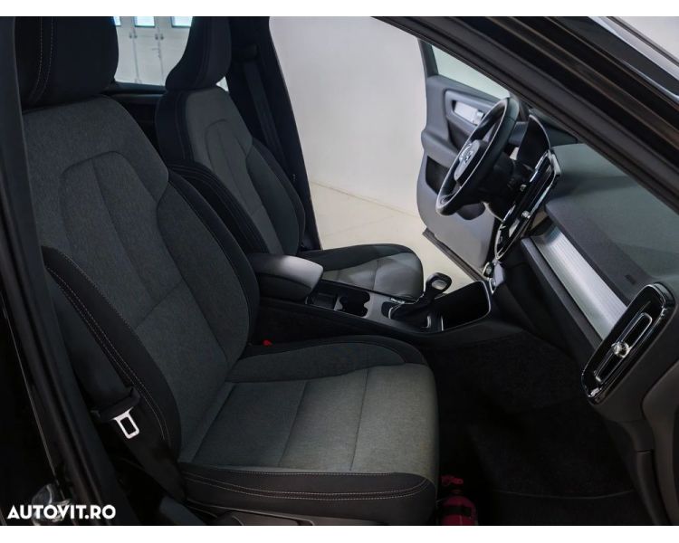 Volvo XC 40 T2 Momentum