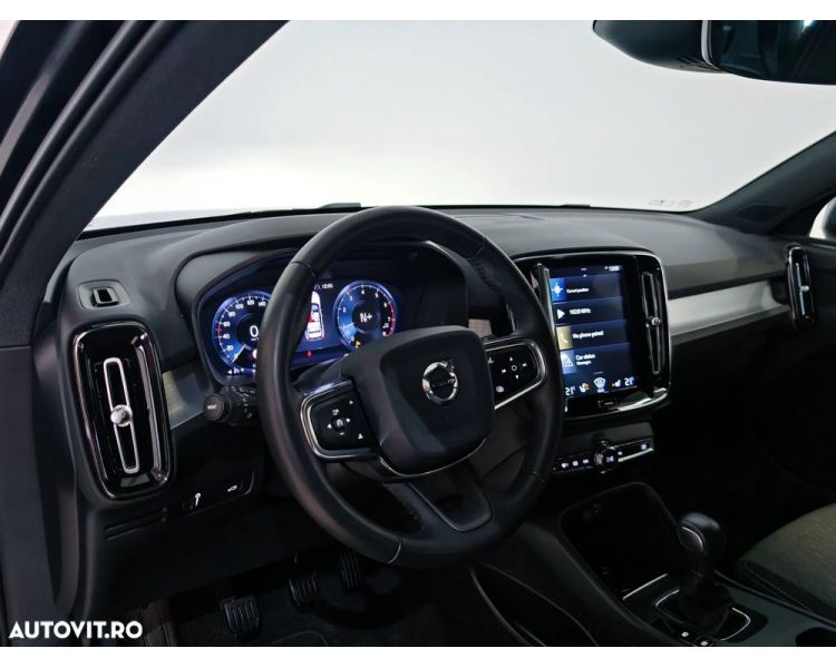 Volvo XC 40 T2 Momentum