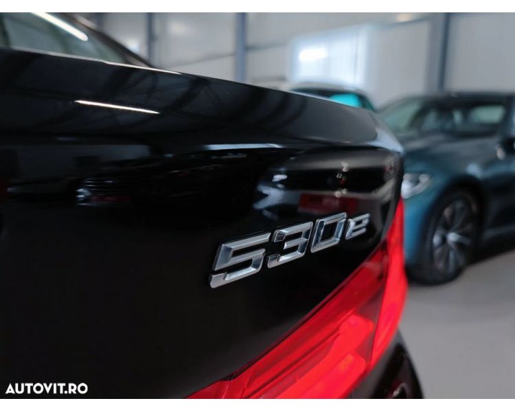 BMW Seria 5 530e 2.0 Plug In Hybrid Int Beige 12.2019