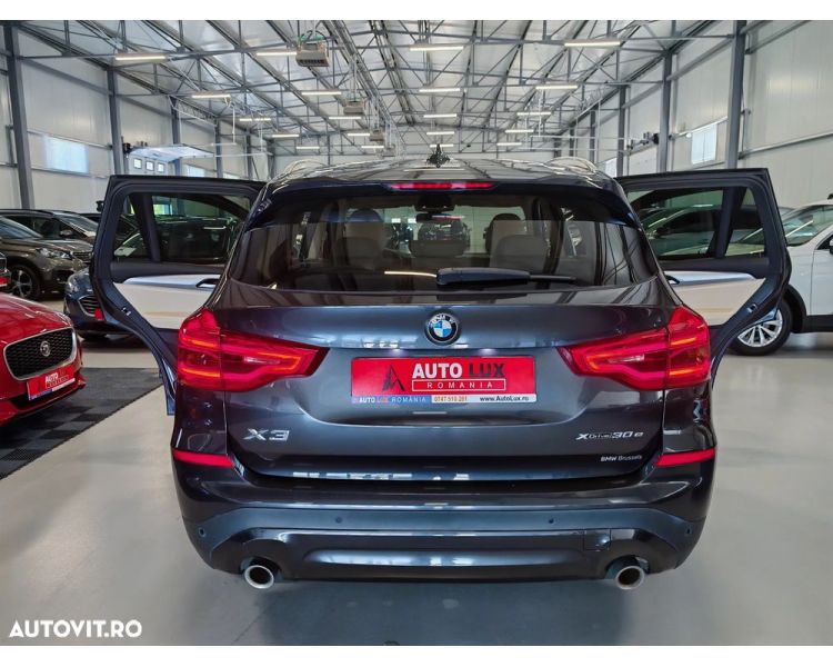 BMW X3 xDrive30e Plug In Hybrid 4x4 Automat Int. Beige