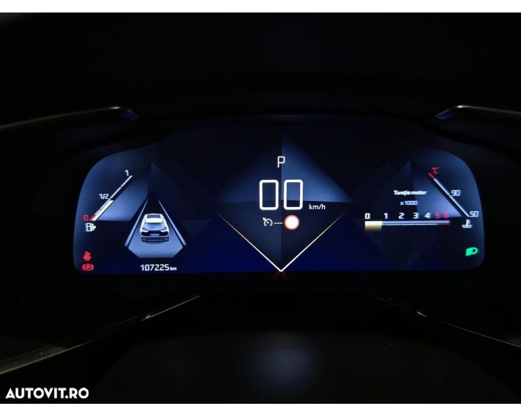 DS Automobiles DS 7 Crossback DS7 1.5 BlueHDi 130 S&S EAT8 BASTILLE