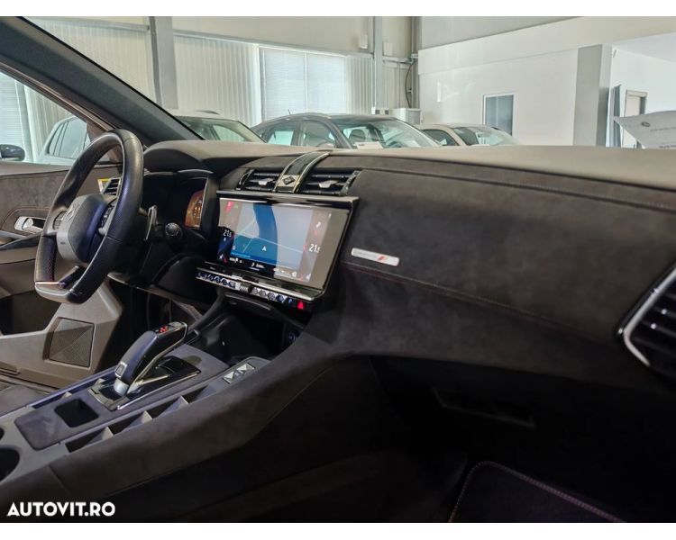 DS Automobiles DS 7 Crossback DS7 1.5 BlueHDi 130 S&S EAT8 PERFORMANCE LINE +