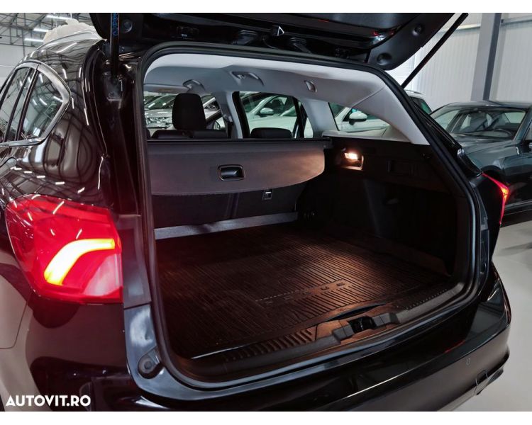 Ford Focus Turnier 1.5 EcoBlue Start-Stopp-System Aut. TITANIUM