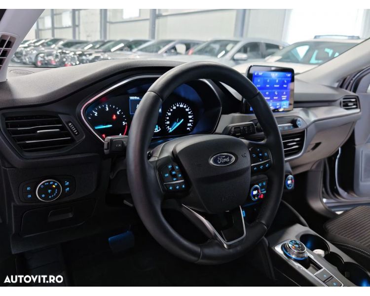 Ford Focus Turnier 1.5 EcoBlue Start-Stopp-System Aut. TITANIUM