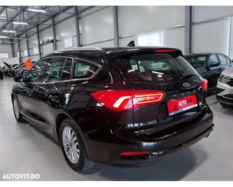 Ford Focus Turnier 1.5 EcoBlue Start-Stopp-System Aut. TITANIUM