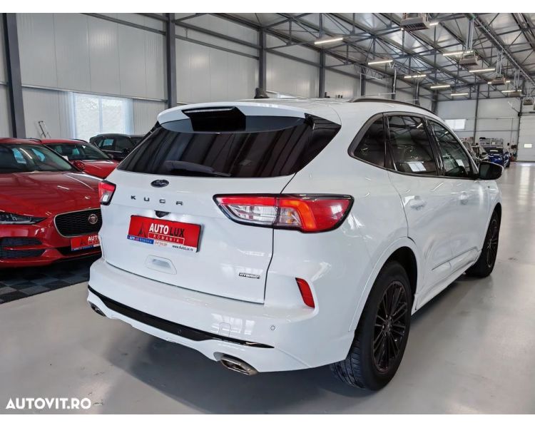 Ford Kuga 2.5 Duratec Hybrid PHEV ST Line