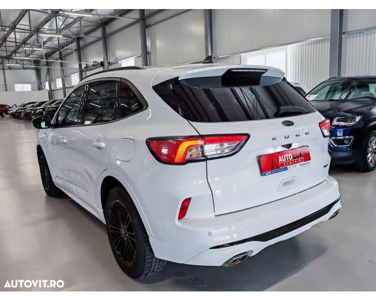 Ford Kuga 2.5 Duratec Hybrid PHEV ST Line