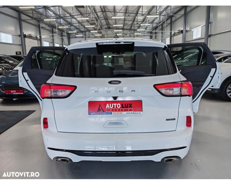 Ford Kuga 2.5 Duratec Hybrid PHEV ST Line