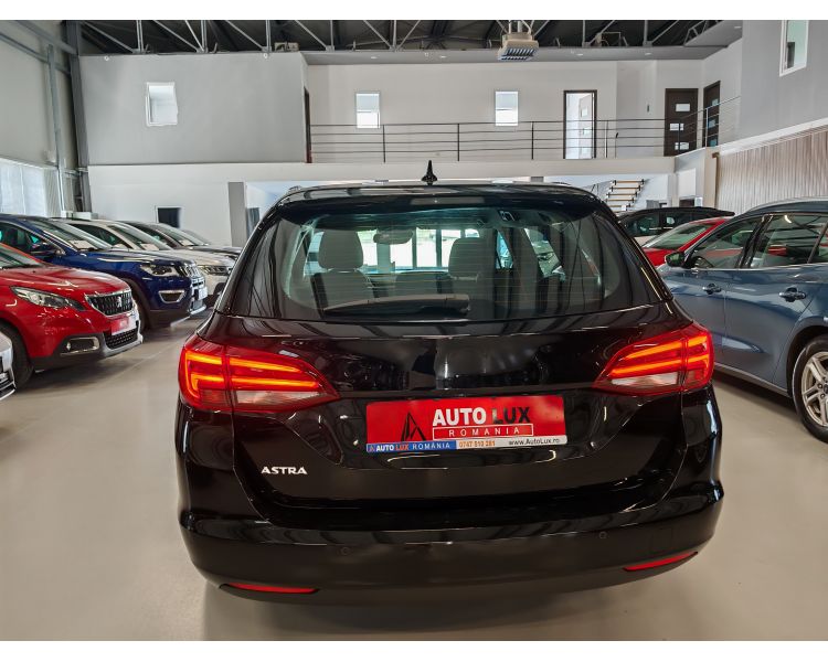 Opel Astra 1.5 D Facelift Sports Tourer Automatik Business Elegance