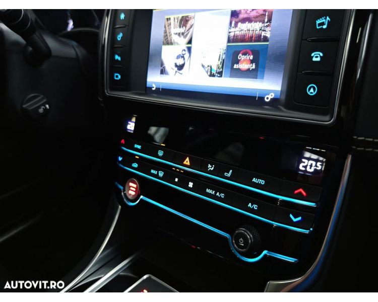 Jaguar XE E-Performance Aut. Pure R-Sport