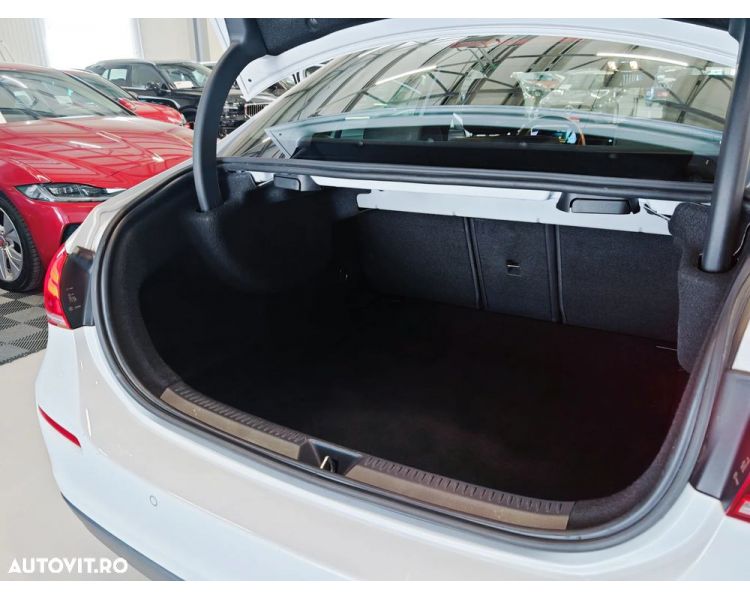 Mercedes-Benz A 180 d Sedan Aut.