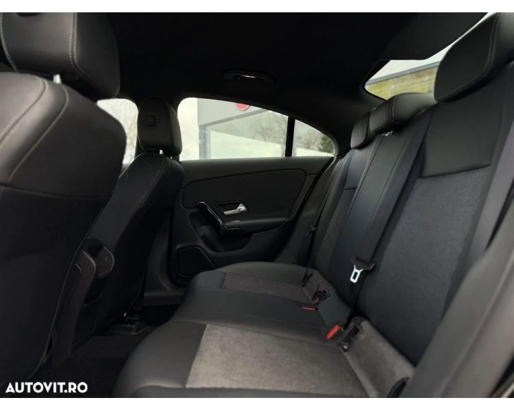 Mercedes-Benz CLA 180 d 7G-DCT