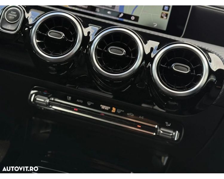 Mercedes-Benz CLA 180 d 7G-DCT