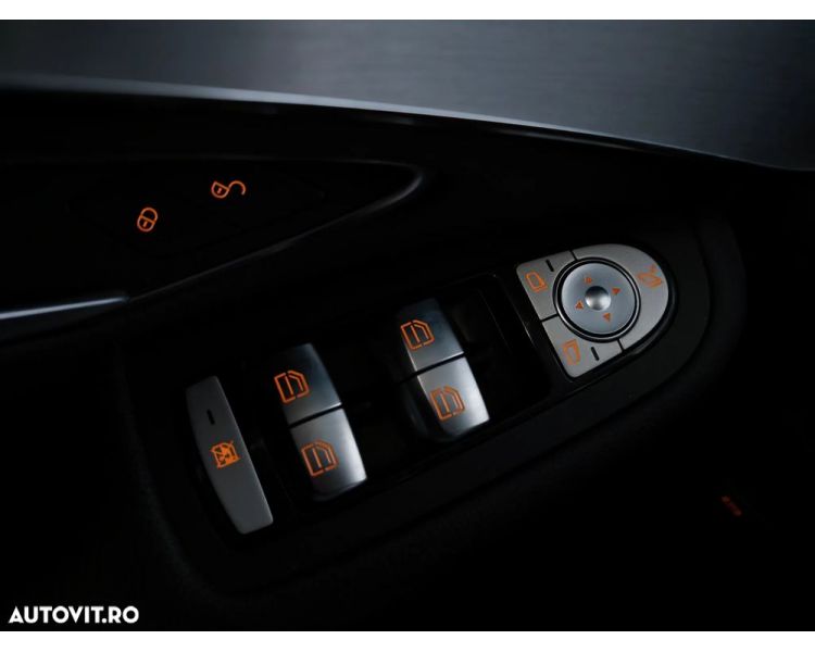 Mercedes-Benz GLC 300de 2.0 4-Matic 4x4 9G-TRONIC Plug In Hybrid 306 HP