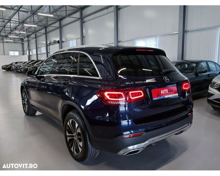 Mercedes-Benz GLC 300de 2.0 4-Matic 4x4 9G-TRONIC Plug In Hybrid 306 HP