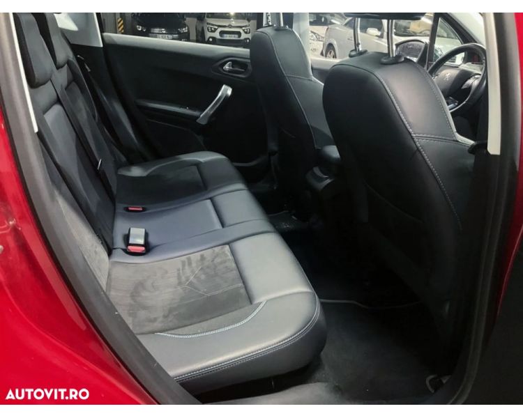 Peugeot 2008 PureTech 110 GPF Stop&Start EAT6 Crossway