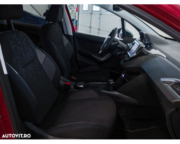 Peugeot 2008 PureTech 110 GPF Stop&Start EAT6 Style