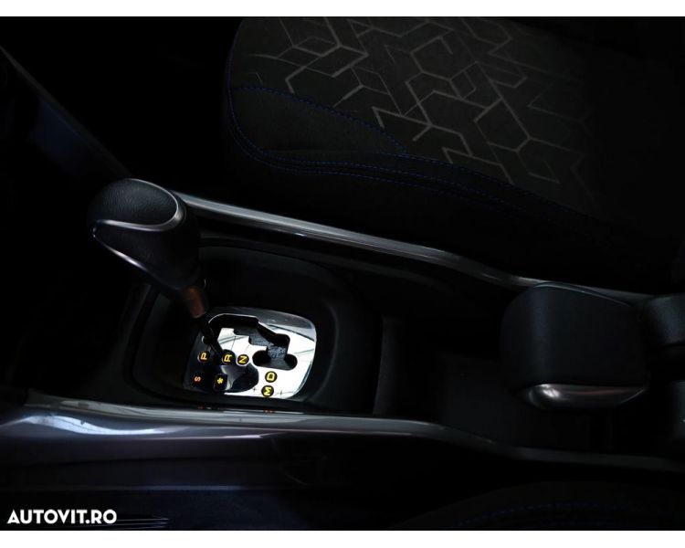 Peugeot 2008 PureTech 110 GPF Stop&Start EAT6 Style