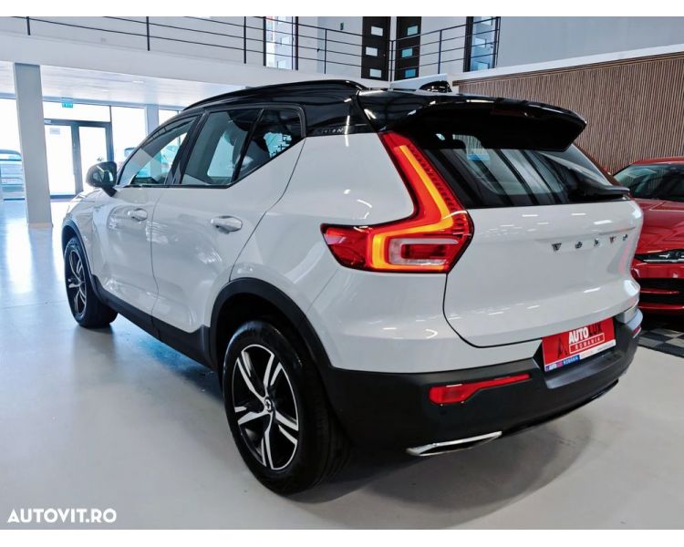 Volvo XC 40 T3 R-Design