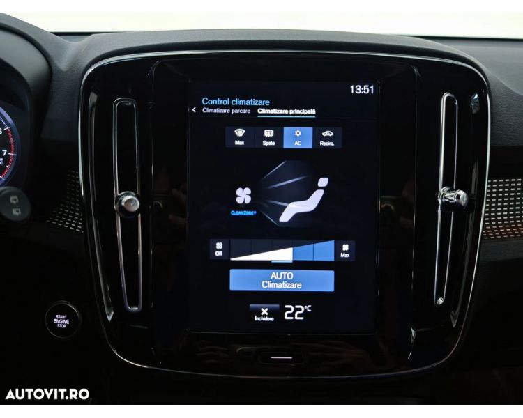 Volvo XC 40 T3 R-Design