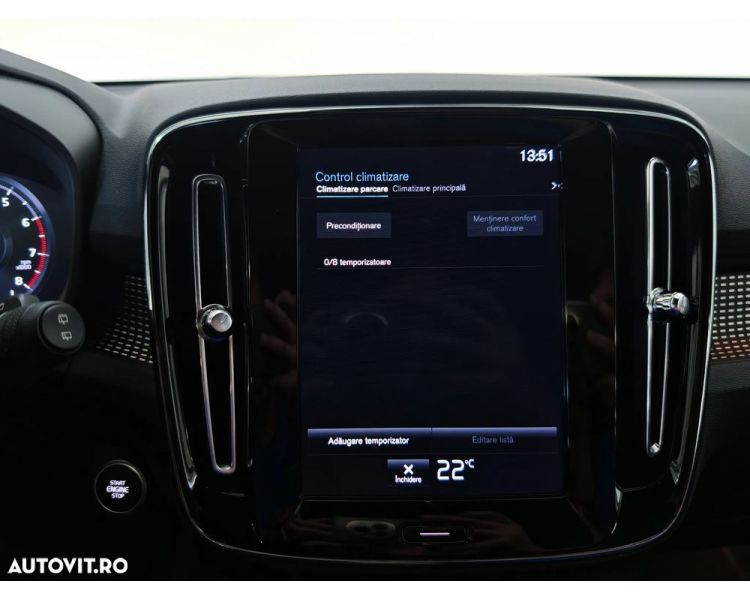 Volvo XC 40 T3 R-Design