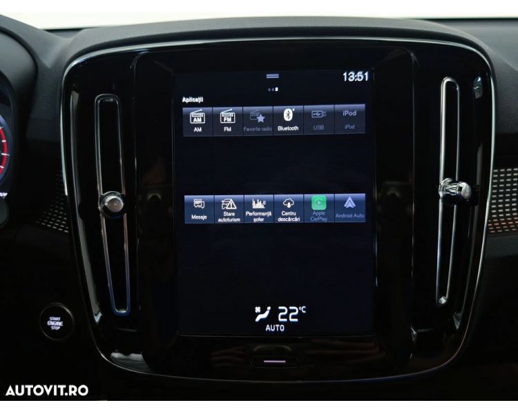 Volvo XC 40 T3 R-Design
