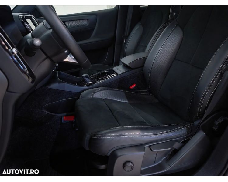 Volvo XC 40 T3 R-Design