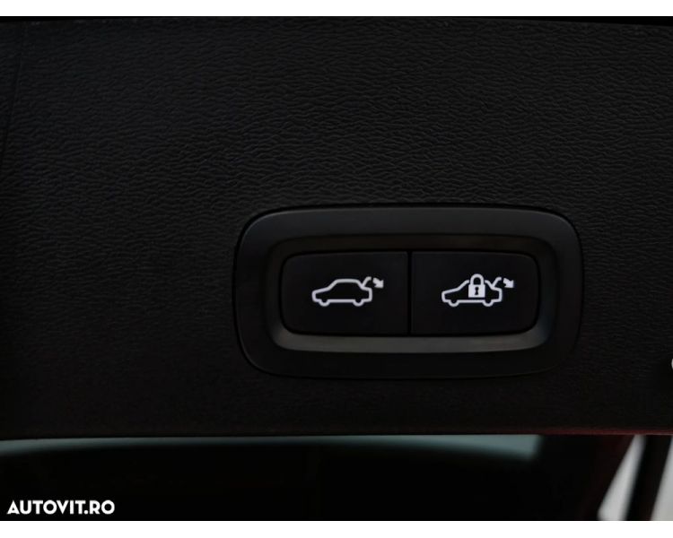 Volvo XC 40 T4 Recharge DKG Inscription Expression Plug in Hybrid 211 HP