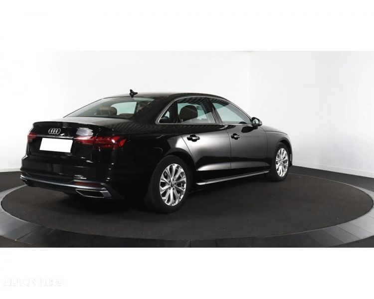 Audi A4 35 TFSI 2.0 Business Benzina Automatic int Brown