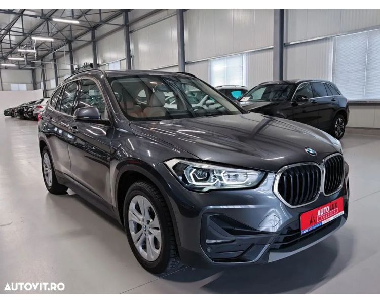 BMW X1 xDrive25e Aut Plug in Hybrid 4x4/ Int Beige, 220 HP