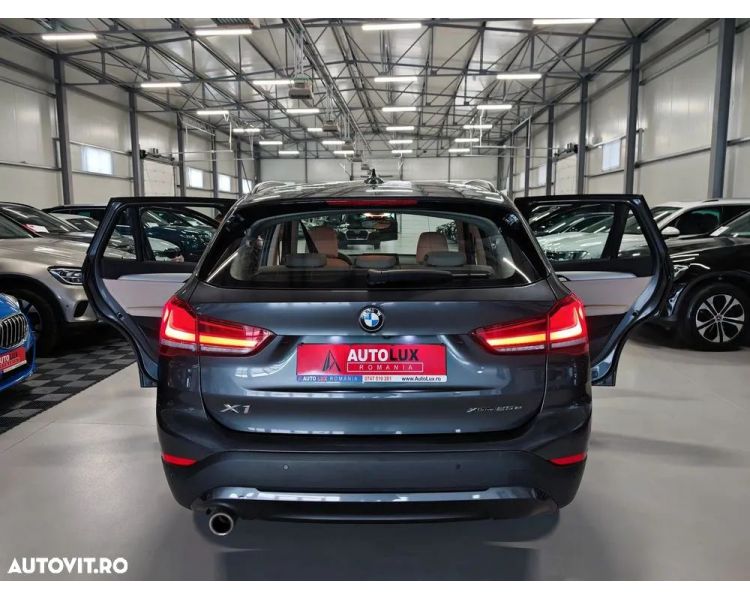 BMW X1 xDrive25e Aut Plug in Hybrid 4x4/ Int Beige, 220 HP