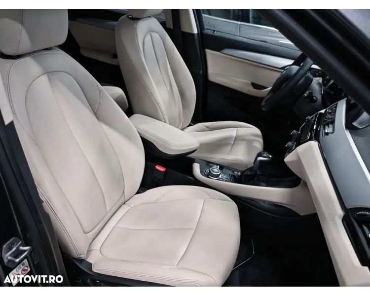 BMW X1 xDrive25e Aut Plug in Hybrid 4x4/ Int Beige, 220 HP