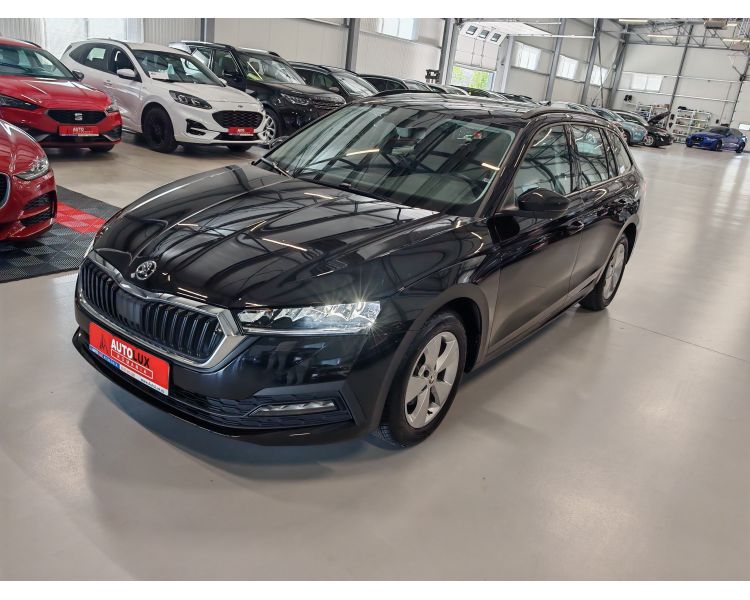 Skoda Octavia Combi 2.0 TDI Executive - Diesel - Automatic