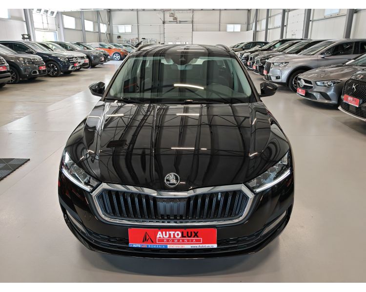 Skoda Octavia Combi 2.0 TDI Executive - Diesel - Automatic