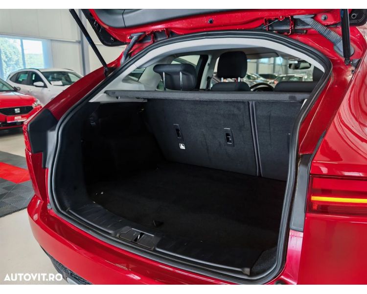 Jaguar E-Pace 2.0 D150 LED Navi-Pro KeylessGo Camera Klima PDC