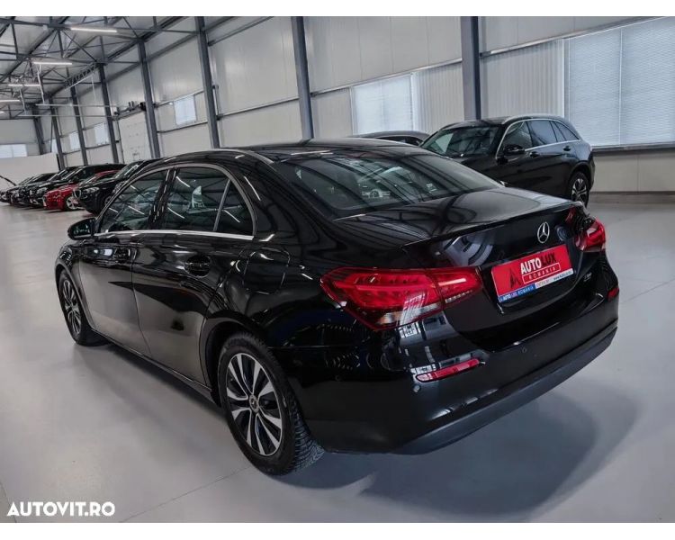 Mercedes-Benz A 180 7G-DCT