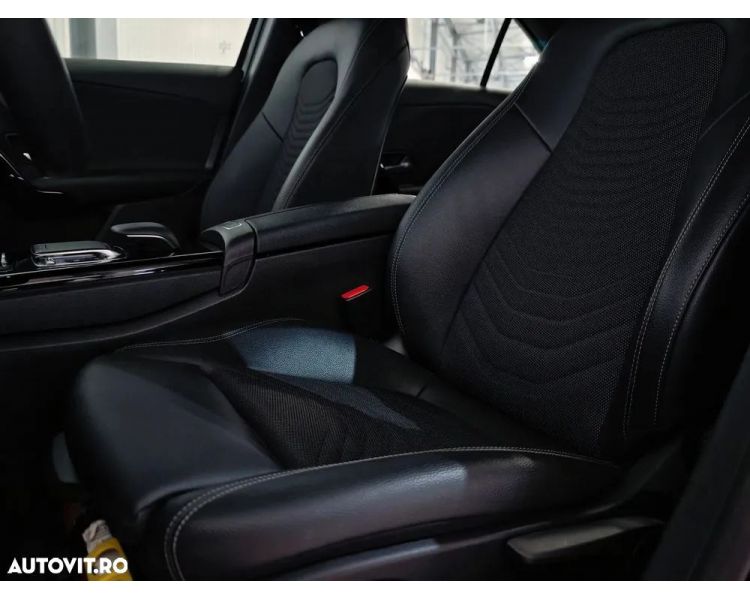 Mercedes-Benz A 180 7G-DCT