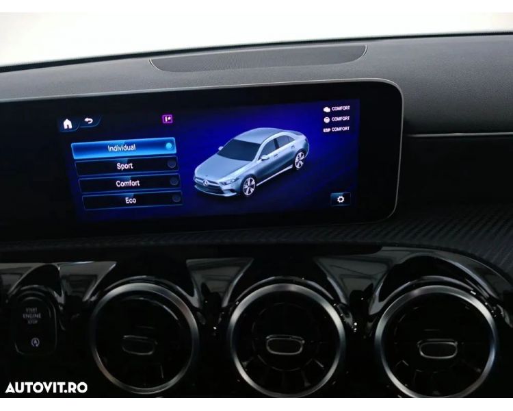 Mercedes-Benz A 180 7G-DCT