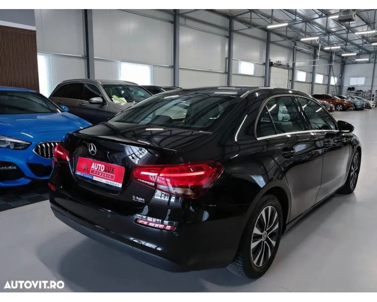 Mercedes-Benz A 180 7G-DCT