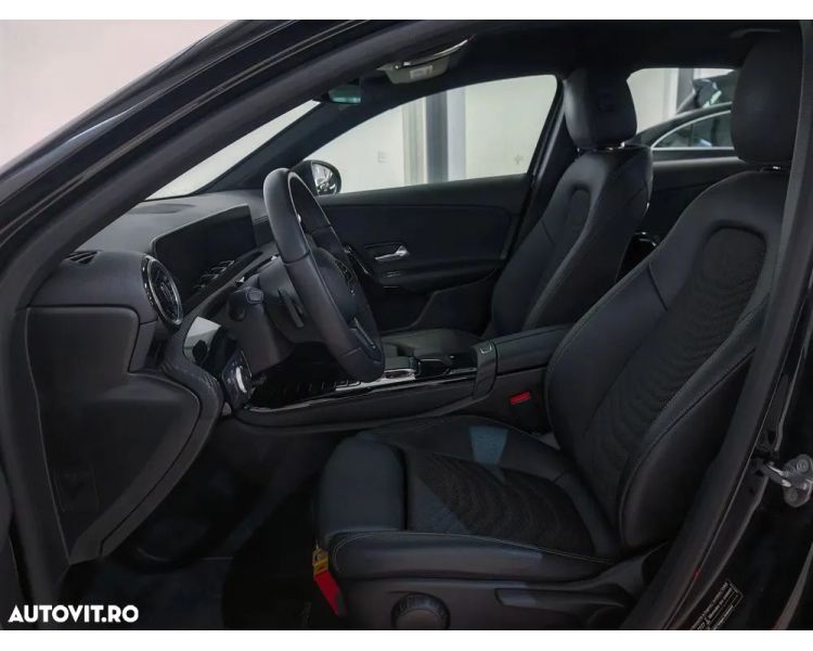 Mercedes-Benz A 180 7G-DCT